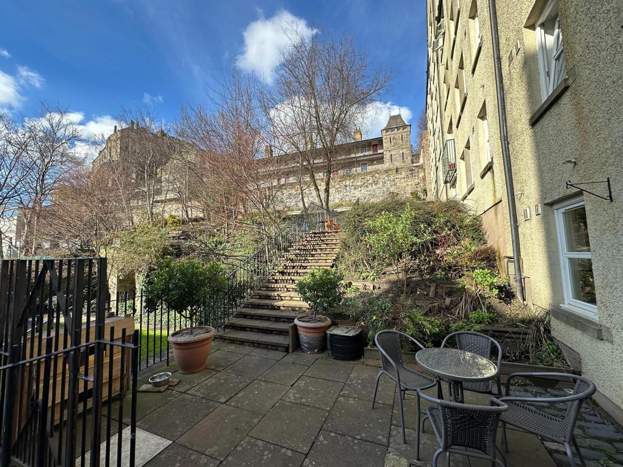 Apartamento Castle Wynd Old Town Edimburgo Exterior foto